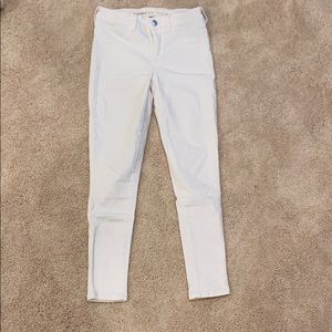 American Eagle NE(X)T LEVEL STRETCH white jeans